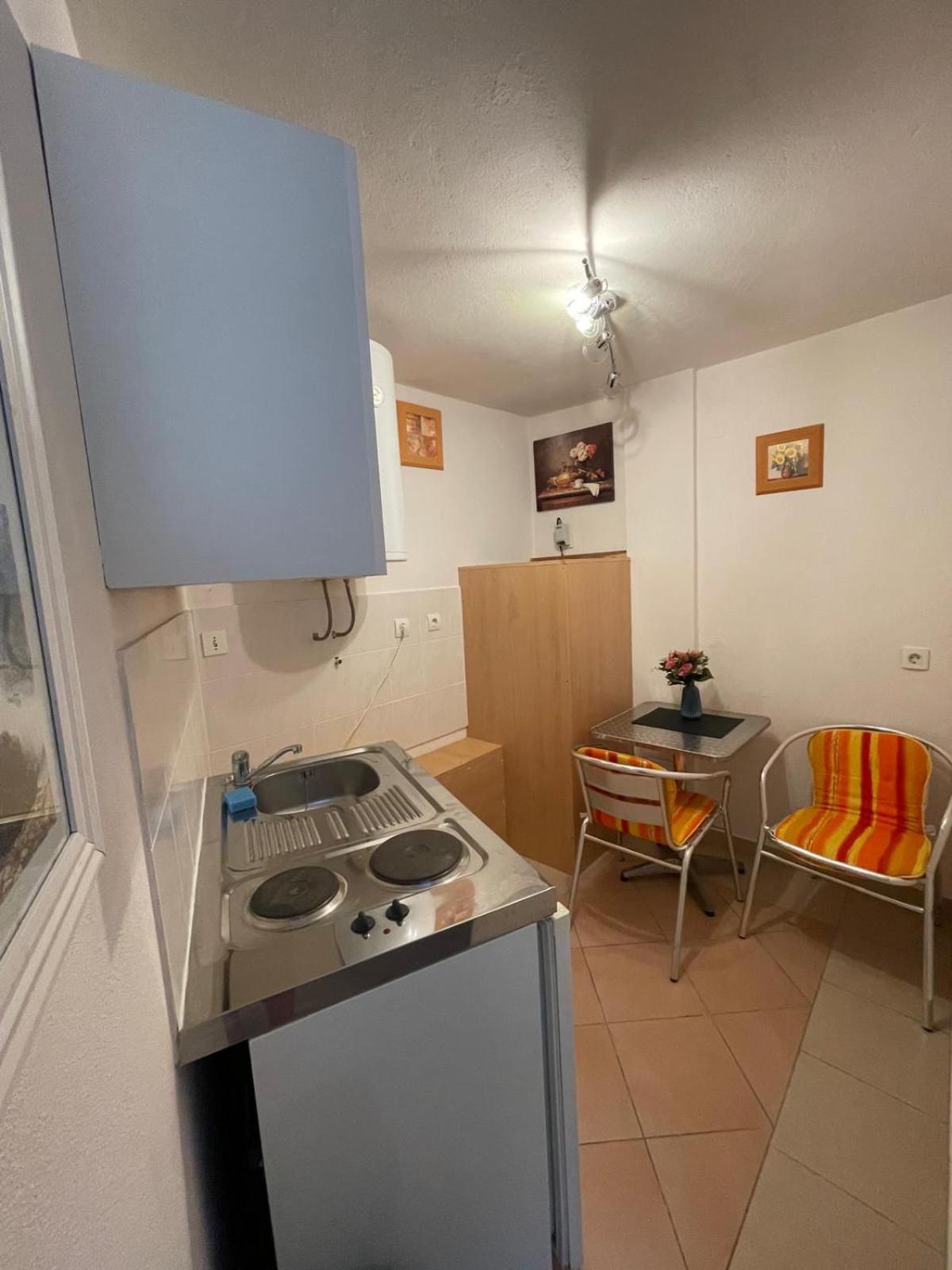 Apartaments Remi Stari Grad Kültér fotó
