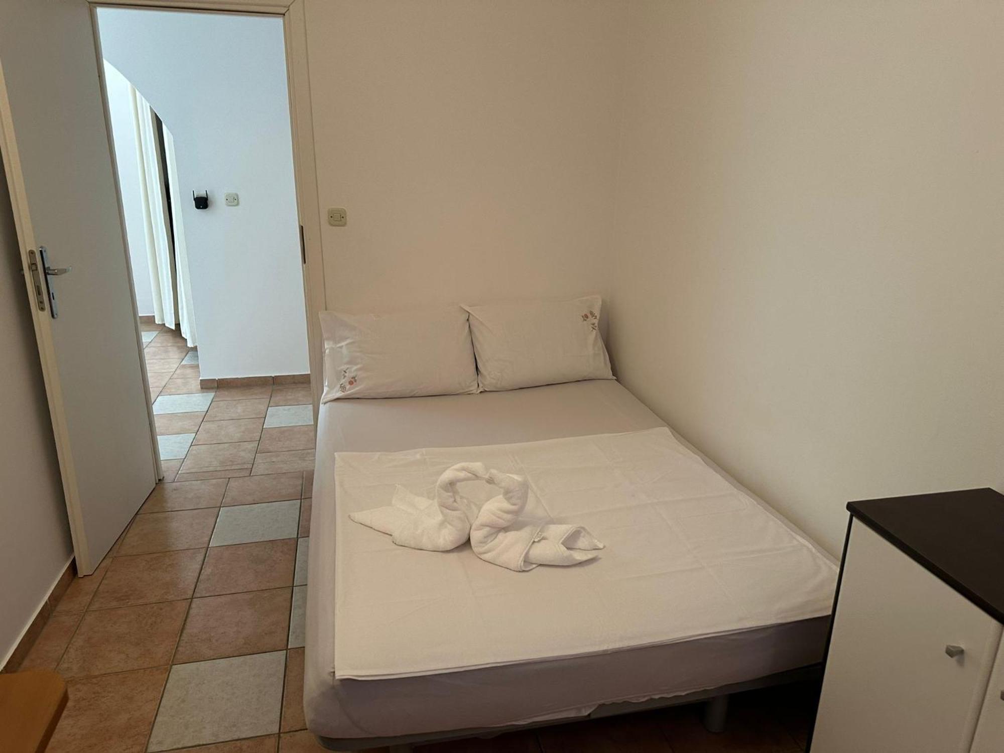 Apartaments Remi Stari Grad Kültér fotó