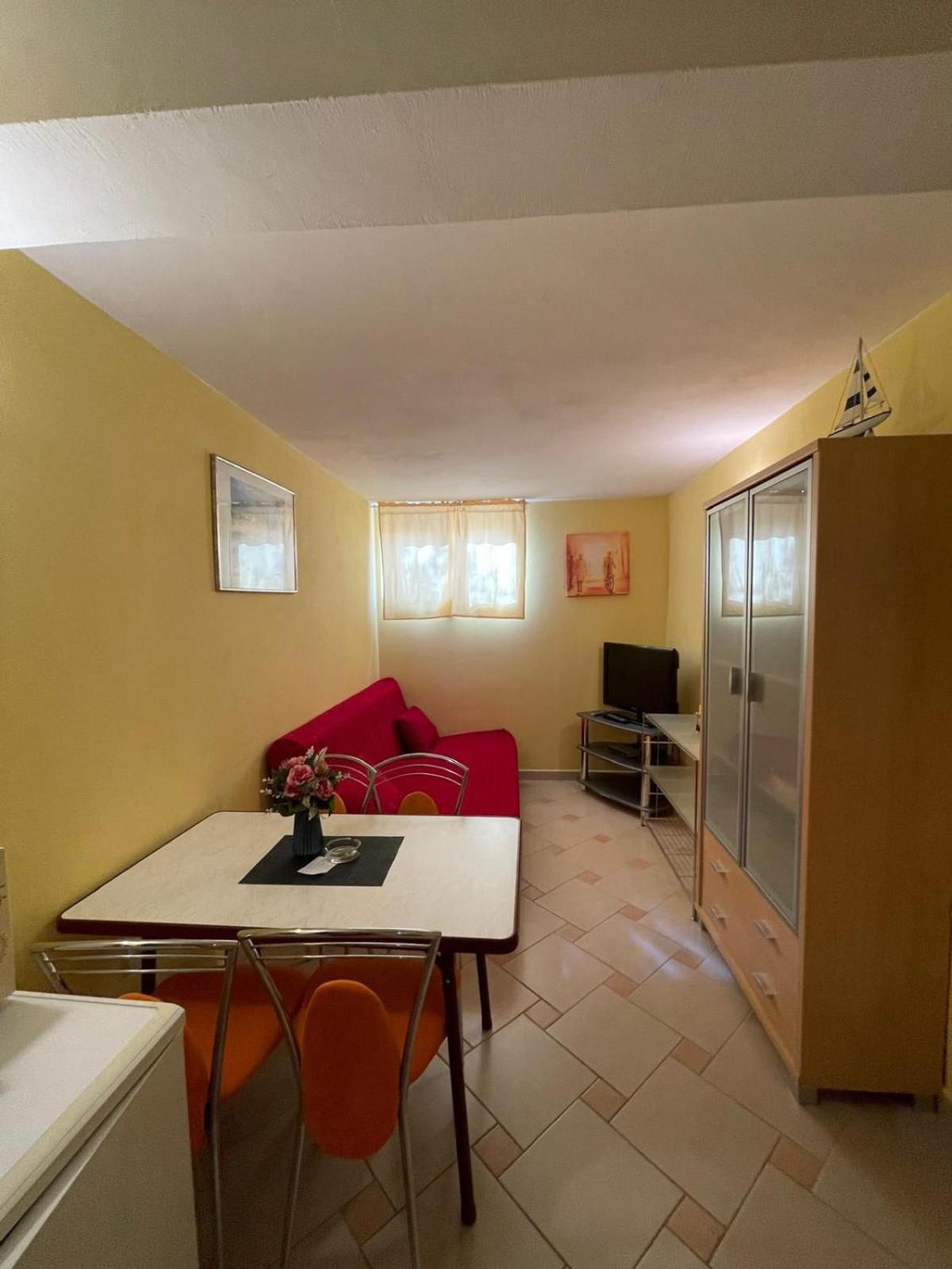 Apartaments Remi Stari Grad Kültér fotó
